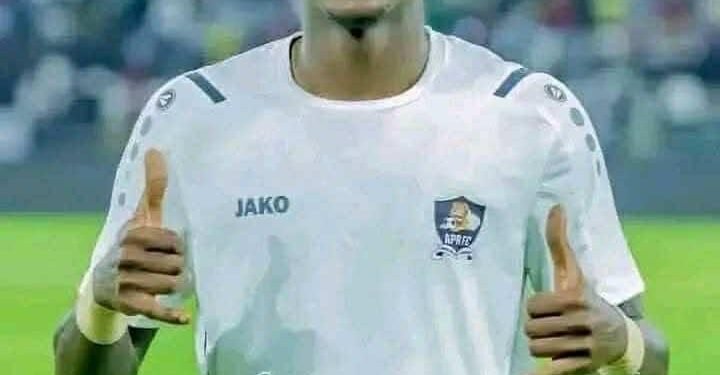 رئيس الجيش الرواندي يعرقل صفقة المدافع كلمينت 1 8b6210b0 d452 4150 b3b9 680011a49c1f