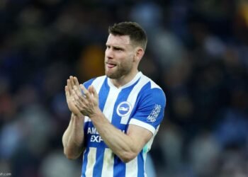 ميلنر يعتلي قمة البريميرليج ب 654 مباراة 7 ميلنر يعتلي قمة البريميرليج ب 654 مباراة