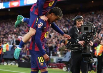 ريال مايوركا يعزز صدارة برشلونة للدوري الاسباني