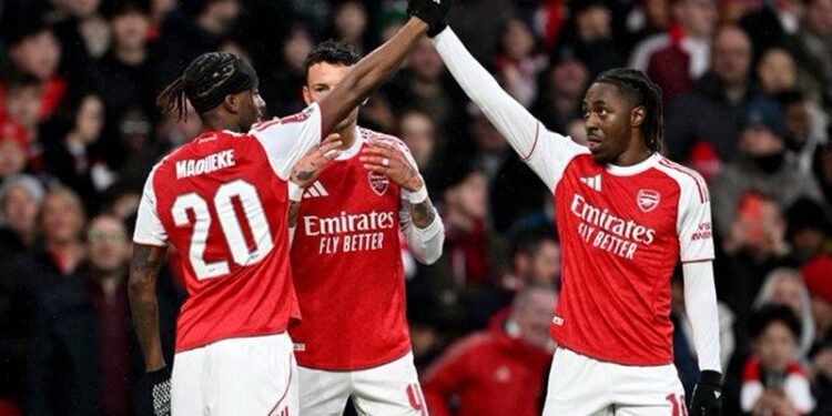 أرسنال يضرب برباعية .. وليدز يعبر بركلات الترجيح إلى الدور الخامس 1 ارسنال 1