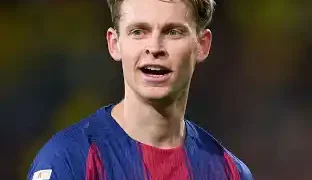 ضربة موجعة لبرشلونة.. دي يونج يغيب حتى ستة أسابيع