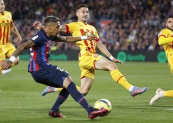 صدمة في كتالونيا.. جيرونا يقلب الطاولة ويُسقط برشلونة بثنائية