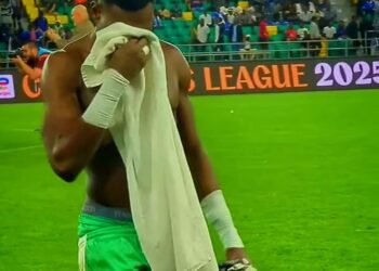 فريد .. تألق وتصدي رائع ودموع مؤلمة 1 fareed