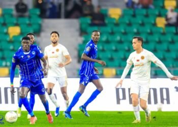 خروج مؤلم للهلال.. أخطاء فنية وقرارات تحكيمية تُعقّد المشهد 2 heeee