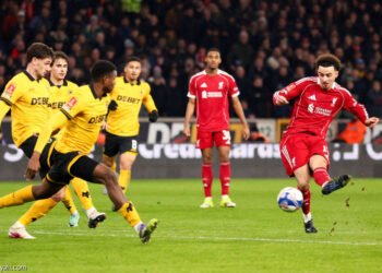 روبرتسون يقود ليفربول لربع نهائي كأس الاتحاد الانجليزي 4 livr