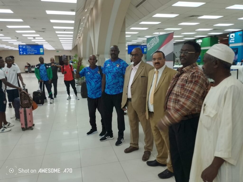 صقور الجديان يصلون جدة استعداداً لوديتي السعودية 4 sud6