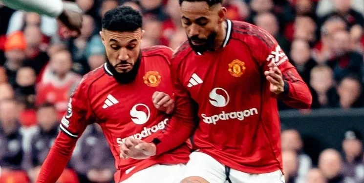 يونايتد يقلبها على بالاس وفولهام يصعق توتنهام 1 يونايتد